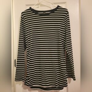 SHEIN Black and White Striped Long Sleeve Tee